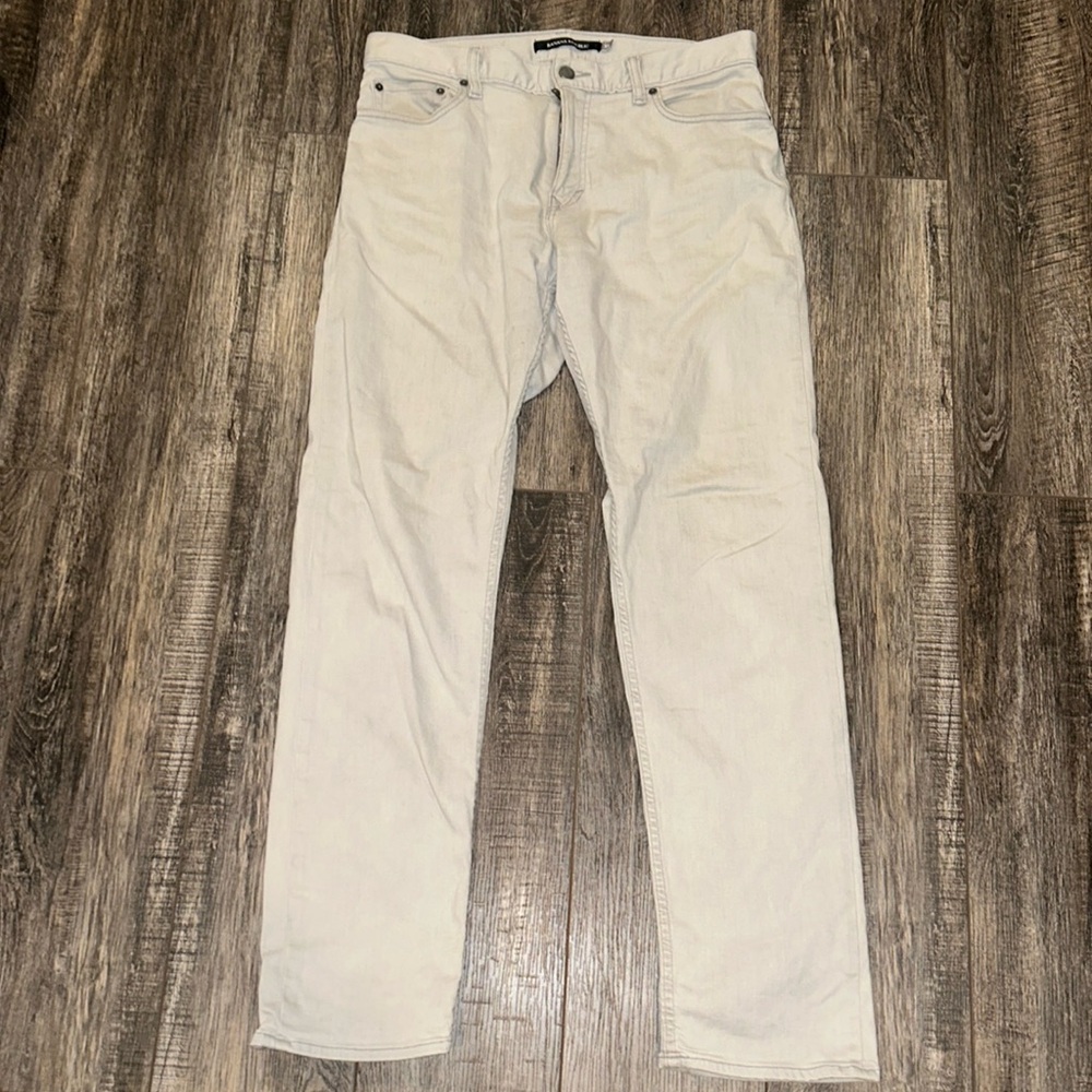 Banana Republic straight fit jeans sz 33/32
